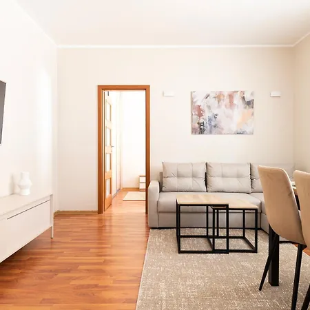 アパート Cosy 3city In Center With Parking By Renters ソポト