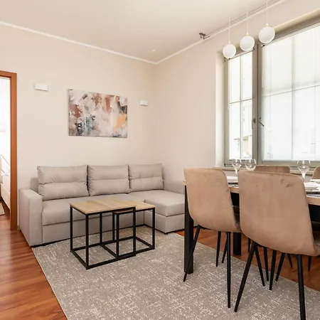 Apartment Cosy 3city In Center With Parking By Renters Sopot